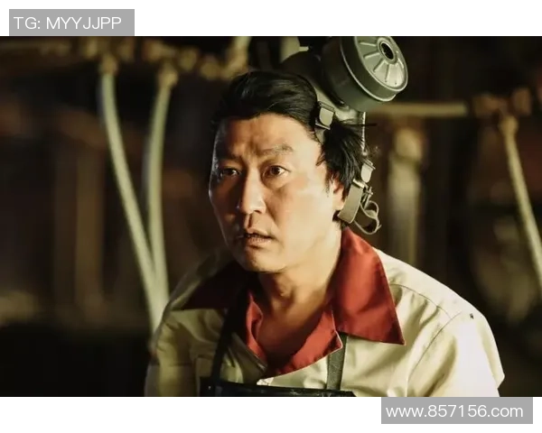 韩国足球明星新片震撼来袭展现运动与梦想的完美结合